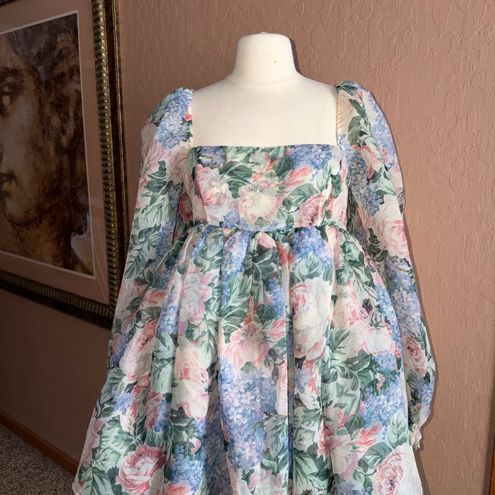 Selkie Rose Garden Floral Puff-Sleeve Dress in Pastel Pink, Blue & Green size M